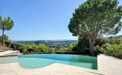 Maison à Montagne des Chèvres, Villeneuve-lès-Avignon, France 1