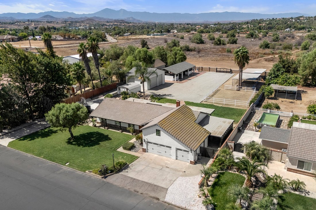 House in Riverside, California, United States 5 - 18897718