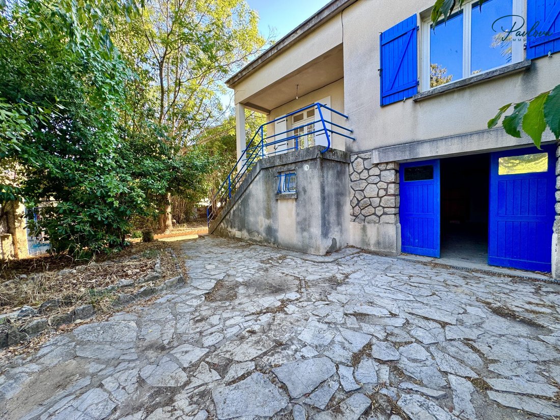 Villa in Hôpitaux-Facultés, Montpellier, France 2 - 18902359
