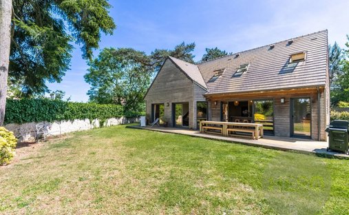 Haus in Montfort-l'Amaury, Île-de-France, Frankreich 1