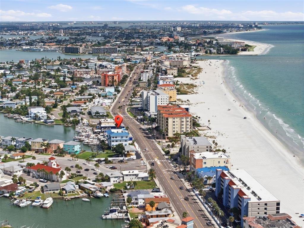 Autres à Madeira Beach, Floride, États-Unis 5 - 18897719