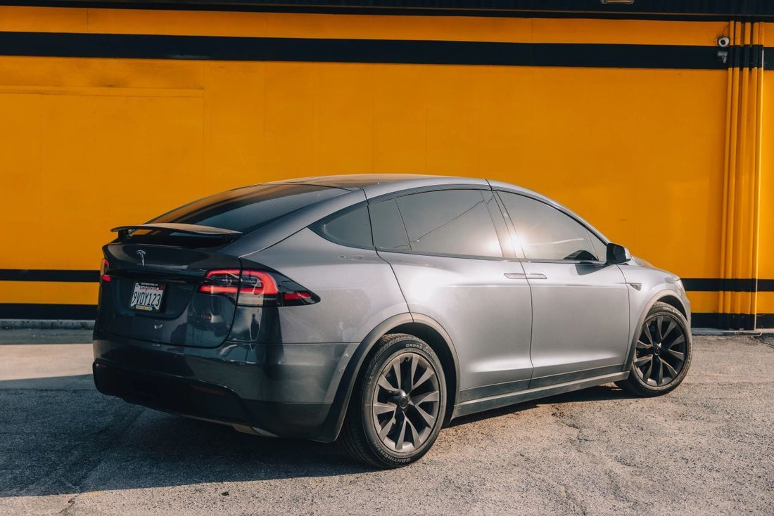 Suv in El Monte, CA, United States 5 - 18901717