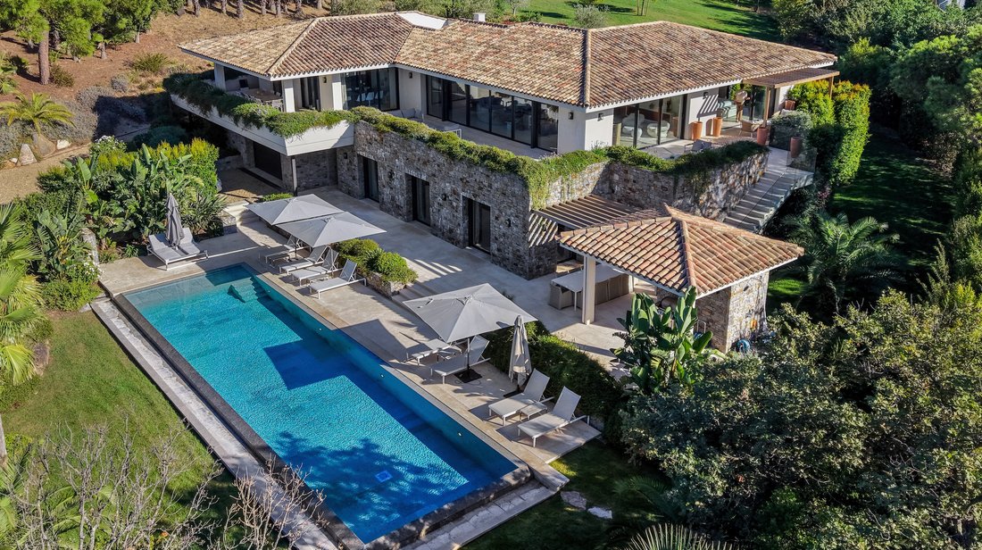 Casa en Zone Est Diffuse, San Tropez, Francia 1 - 18897845