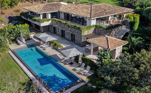 Maison à Zone Est Diffuse, Saint-Tropez, France 1