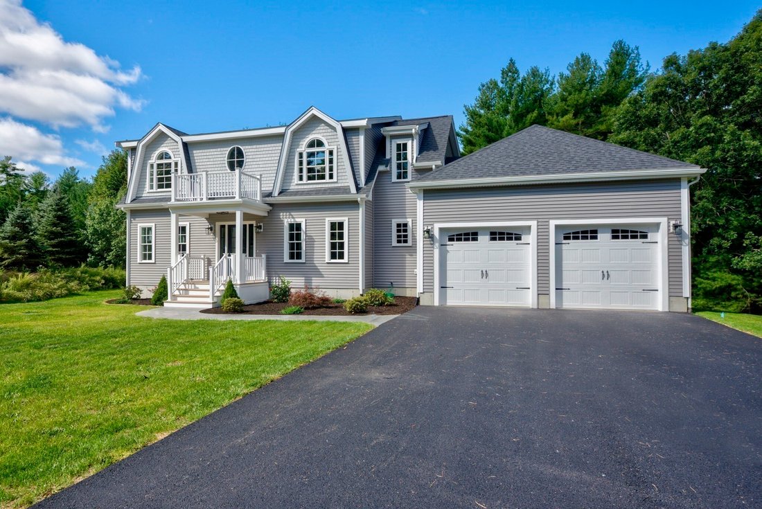 House in Middleborough, Massachusetts, United States 1 - 16011278