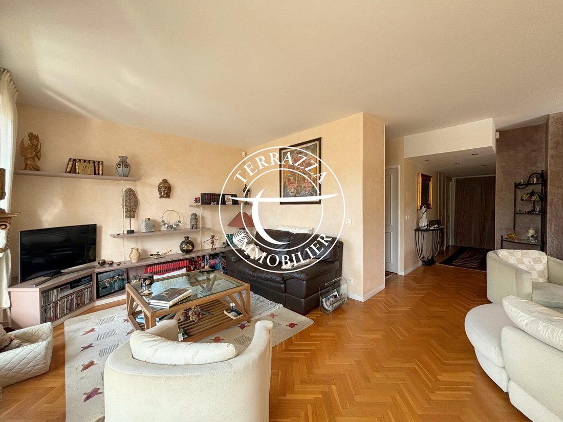 Apartment in Marly-le-Roi, Ile-de-France, France 4 - 18902405