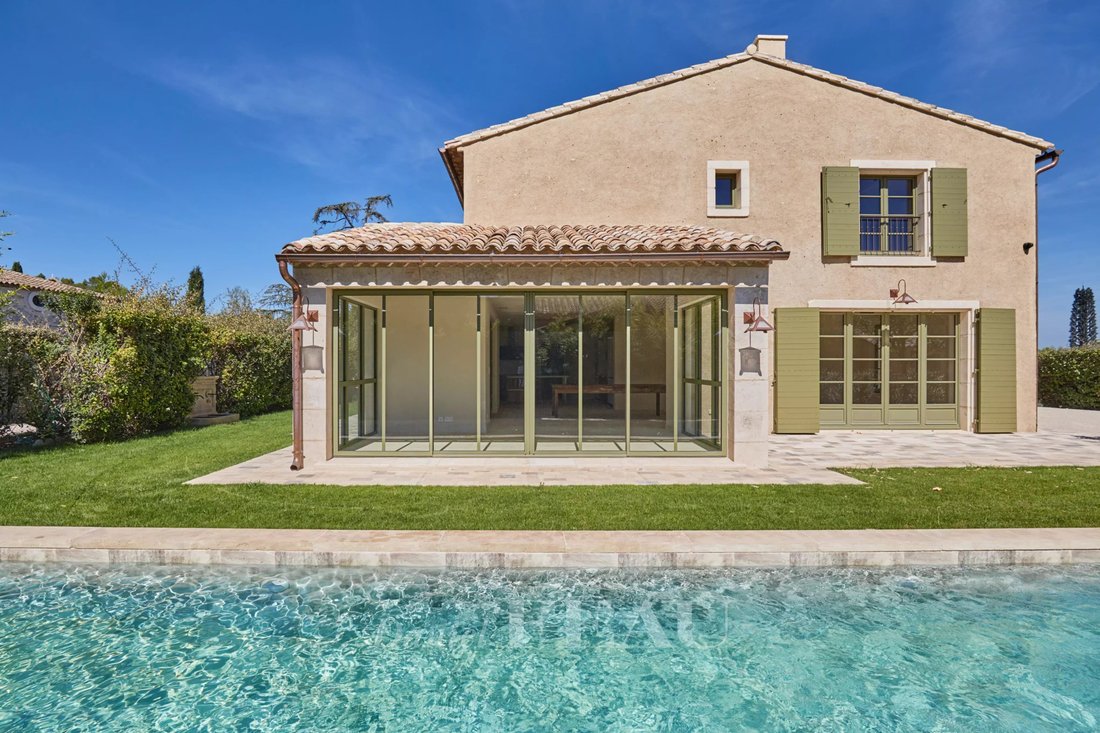 House in Eygalières, Provence-Alpes-Côte d'Azur, France 4 - 18859640