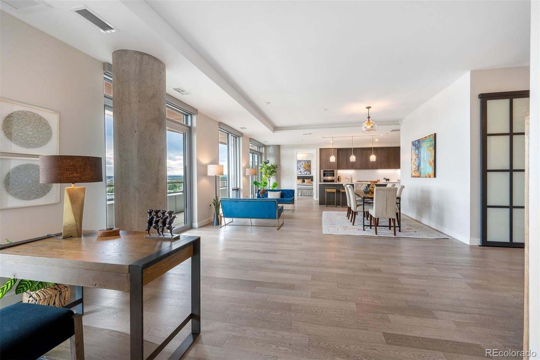 Condo in Denver, Colorado, United States 5 - 18899483