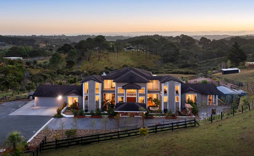 House in Dairy Flat, Auckland, New Zealand 1