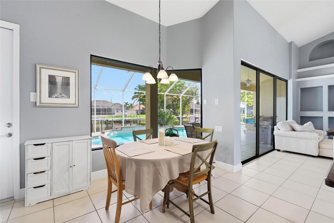 Haus in Cape Coral, Florida, Vereinigte Staaten 4 - 18896143