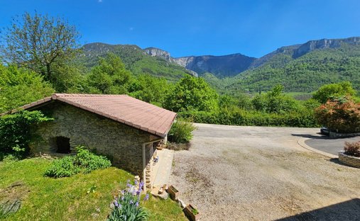 Haus in Saint-Jean-en-Royans, Auvergne-Rhone-Alpen, Frankreich 1