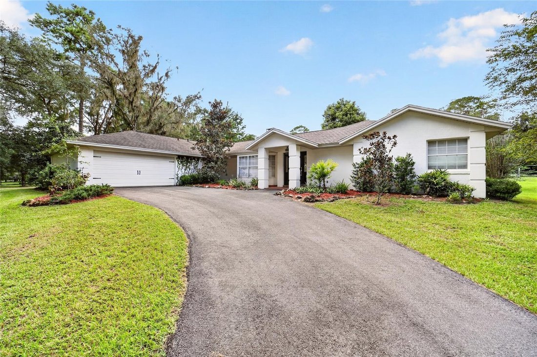 Farm Ranch in Ocala, Florida, United States 2 - 18896096