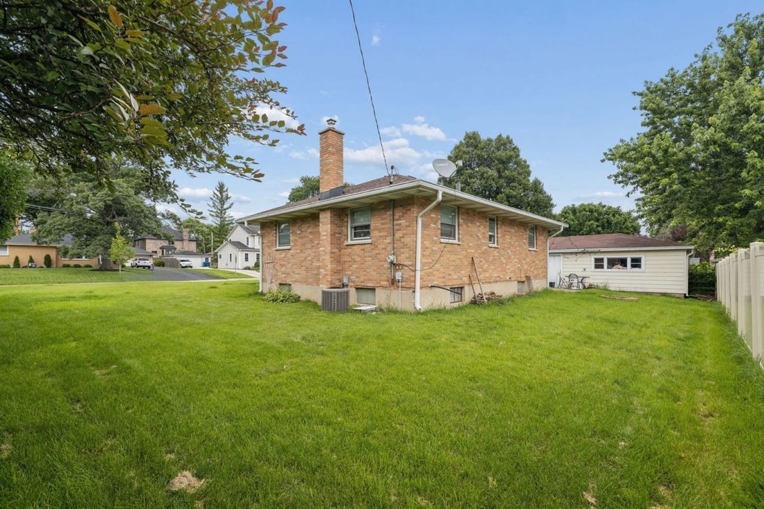 House in Downers Grove, Illinois, United States 4 - 18902116