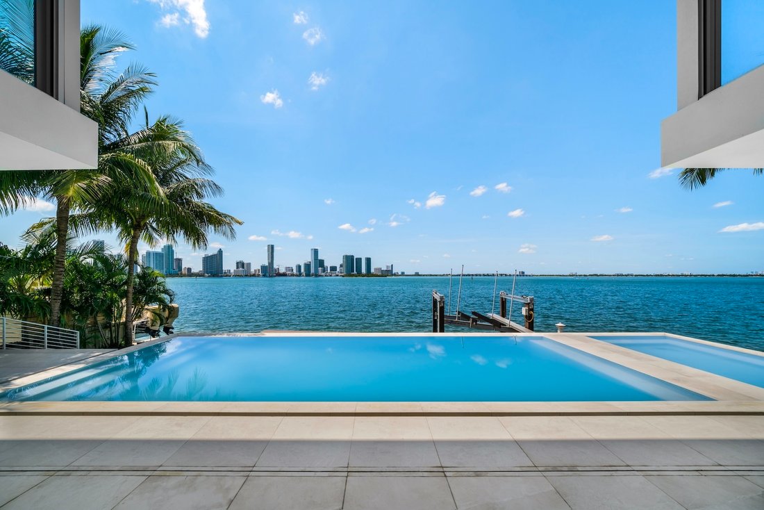Villa a Miami Beach, Florida, Stati Uniti 1 - 18870217