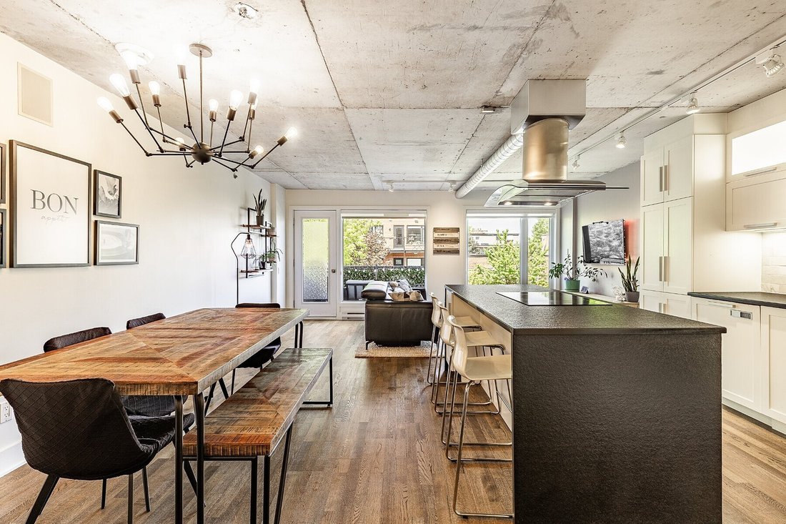 Condo in Montréal, Quebec, Canada 2 - 18902438