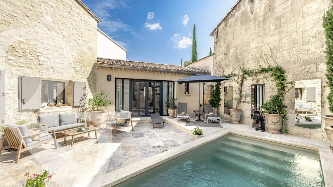 House in Fontvieille, Provence-Alpes-Côte d'Azur, France 2 - 18897681