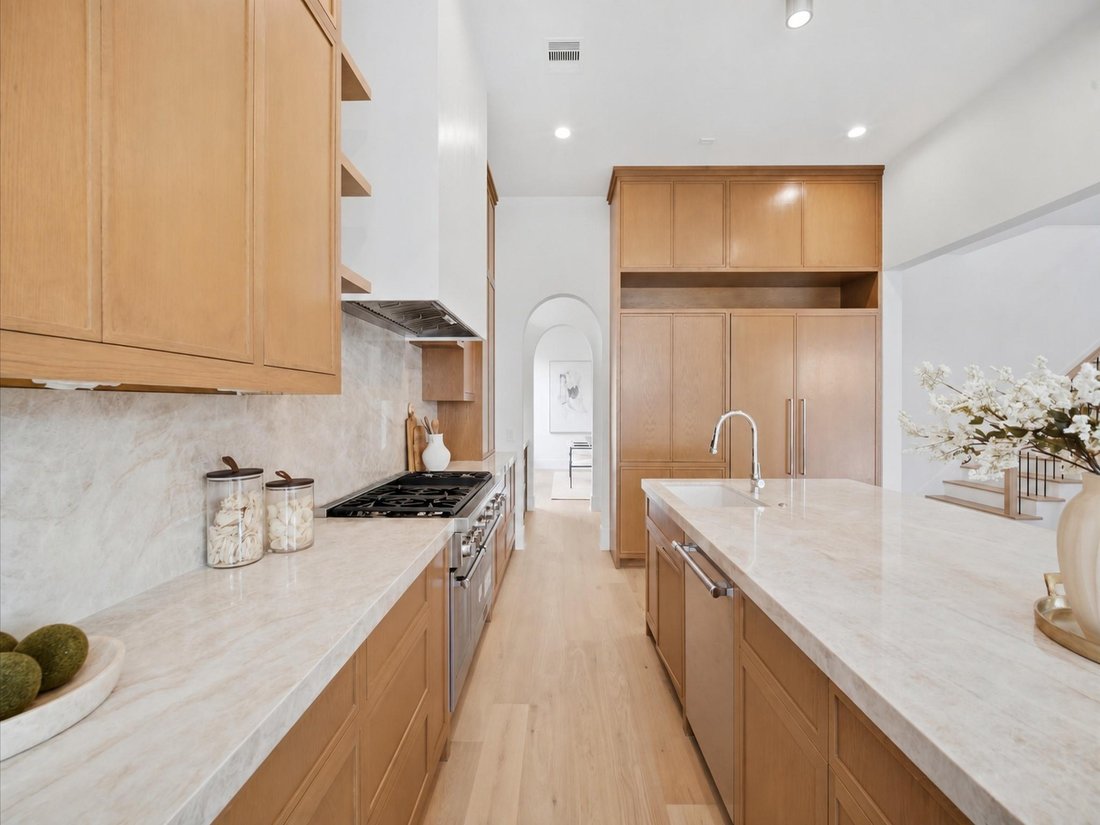 House in Houston, Texas, United States 5 - 18829776