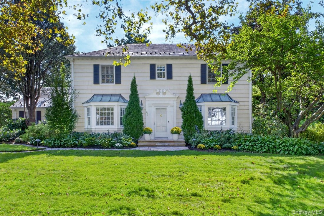 House in Manhasset, New York, United States 1 - 18895701