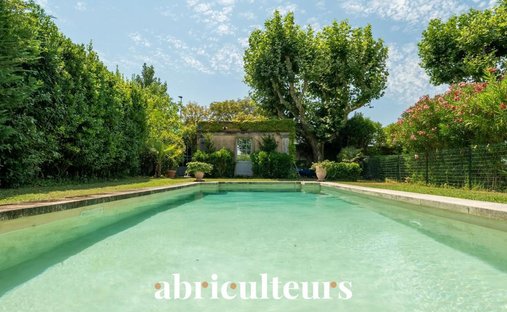 House in Bouc-Bel-Air, Provence-Alpes-Côte d'Azur, France 1