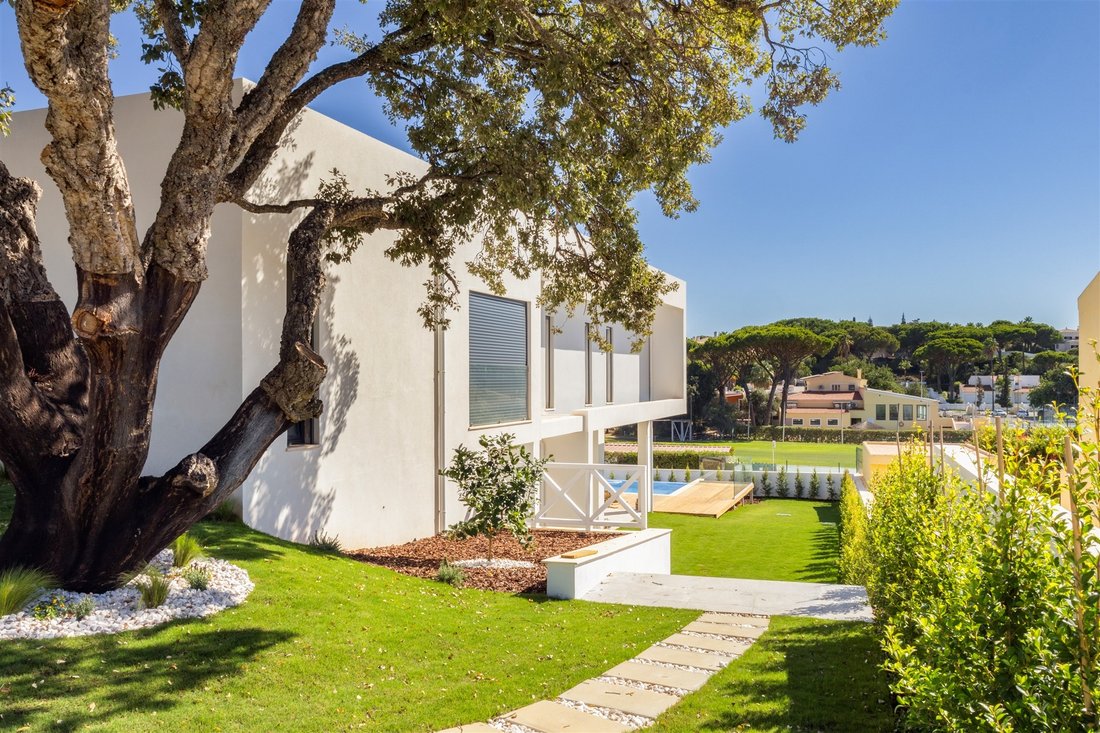 Haus in Loule (Sao Clemente), Algarve, Portugal 1 - 18901463