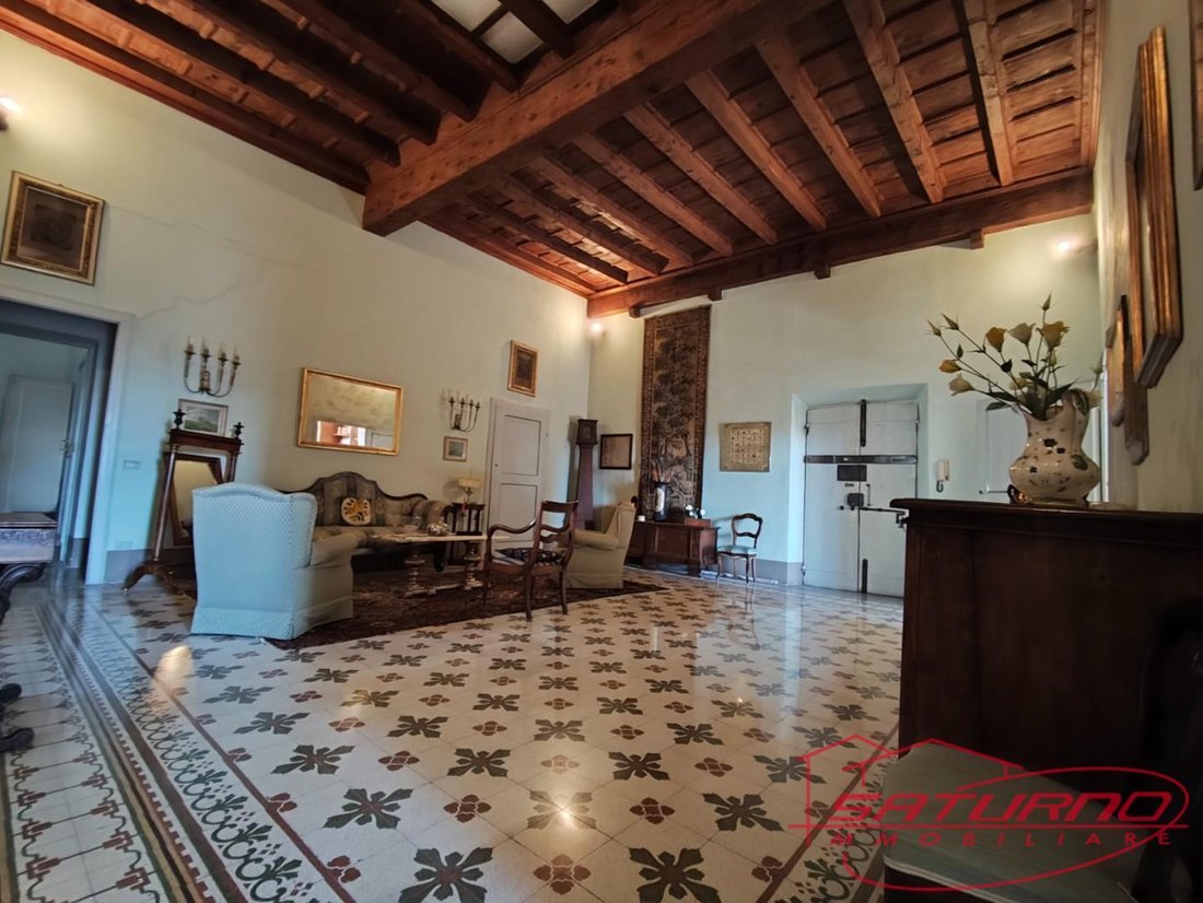 Apartment in Centro Storico, Lucca, Tuscany 2 - 18899390