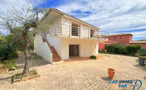 Villa in Bandol, Provence-Alpes-Côte d'Azur, France 1