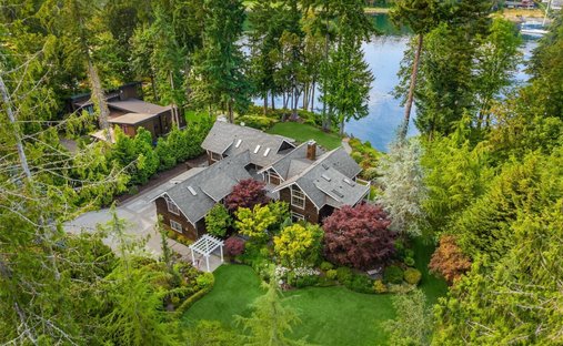 House in Bainbridge Island, Washington, United States 1