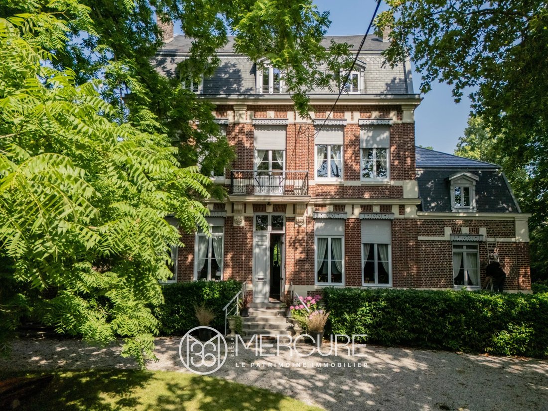 Estate in Saint-Venant, Hauts-de-France, France 1 - 18328343