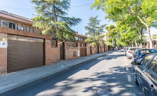 House in Hortaleza, Madrid, Spain 1