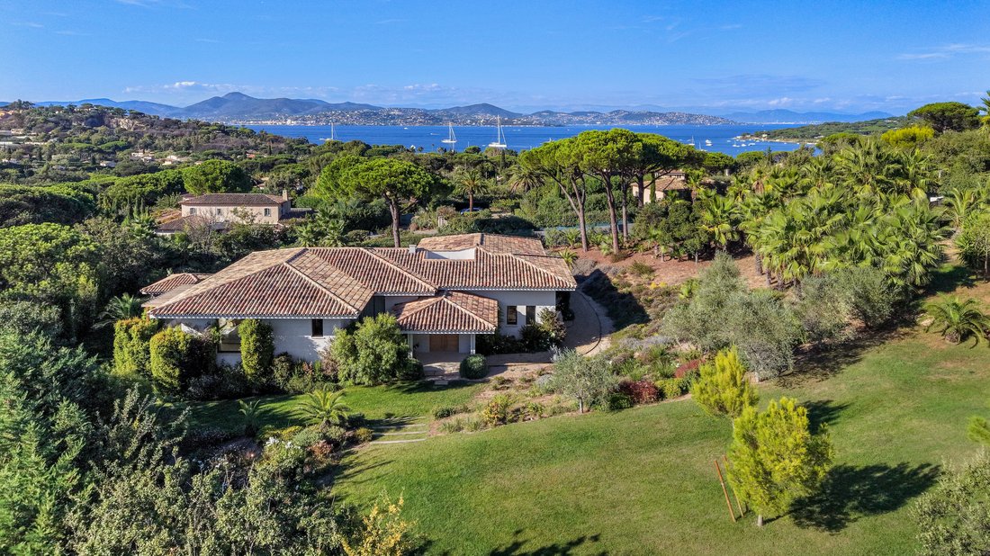 Casa en Zone Est Diffuse, San Tropez, Francia 4 - 18897845