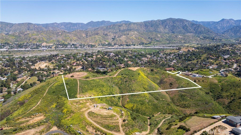 Land in Los Angeles, California, United States 2 - 17886651