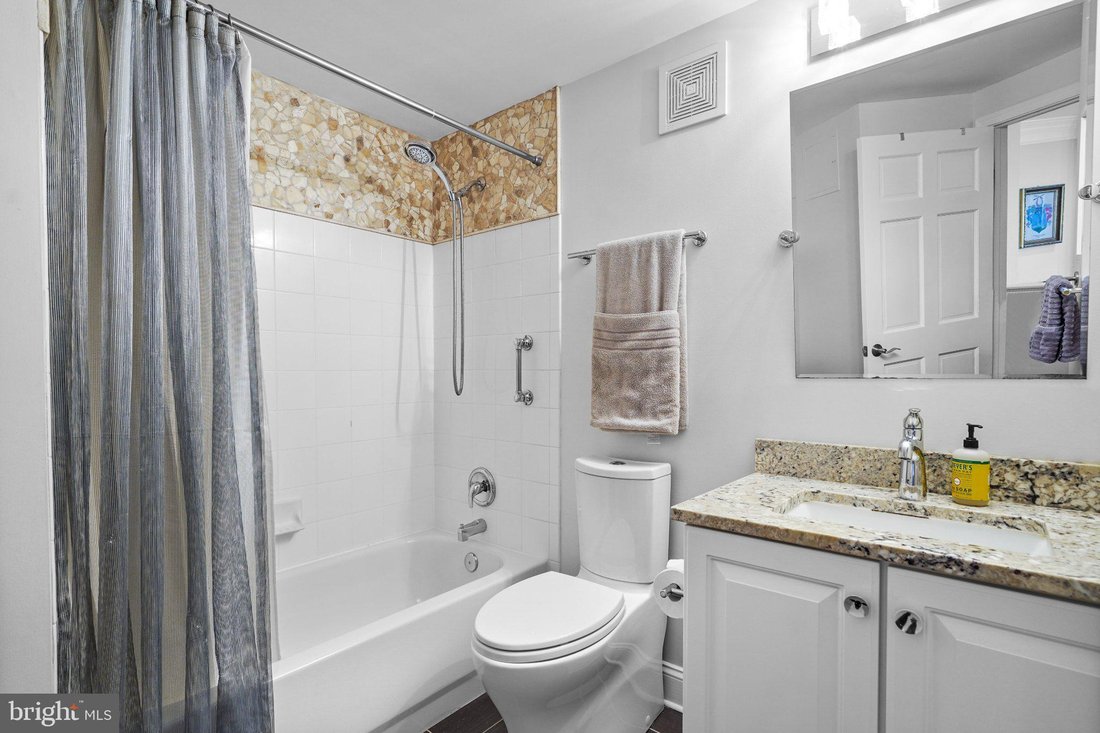 Appartement à Alexandria, Virginie, États-Unis 2 - 18895501