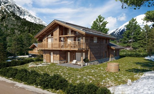 Land in Chamonix-Mont-Blanc, Auvergne-Rhône-Alpes, France 1