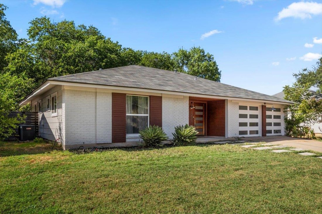 House in Austin, Texas, United States 3 - 18873677