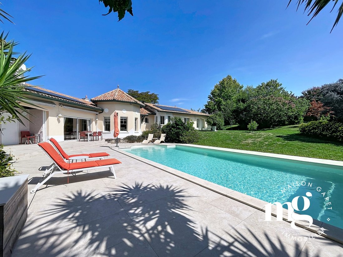 Villa in Mendi-Choko-Karrikatxar-Olhette, Urrugne, France 5 - 18902567