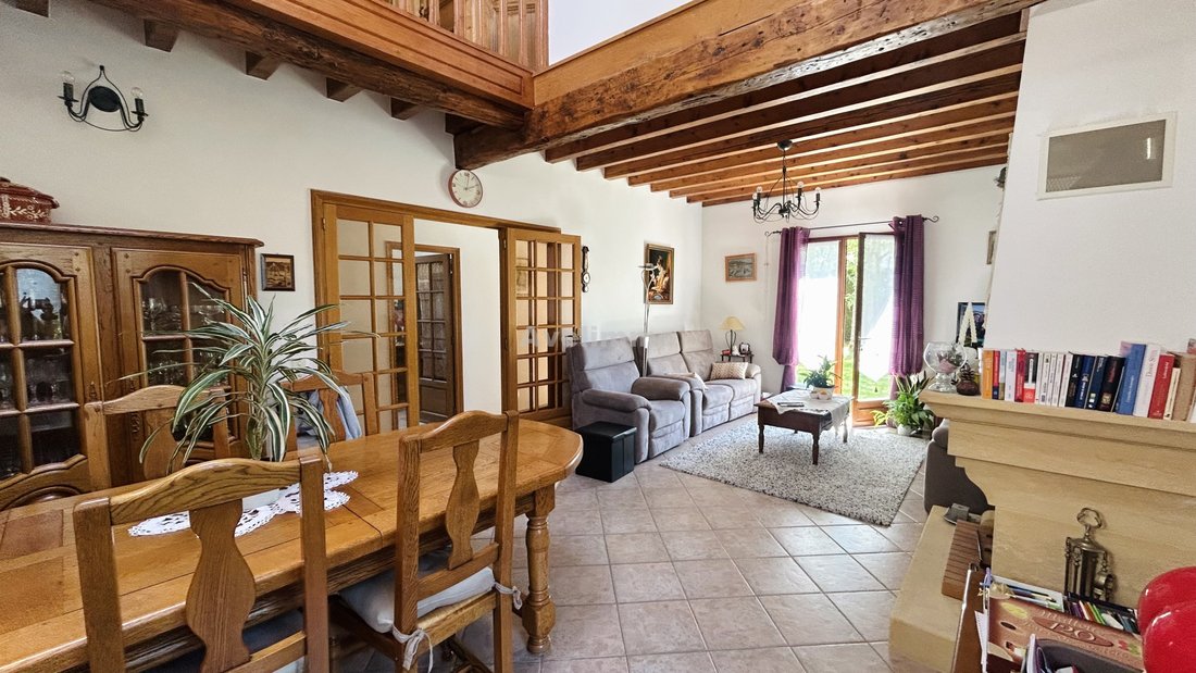 House in Orgerus, Ile-de-France, France 2 - 18897532