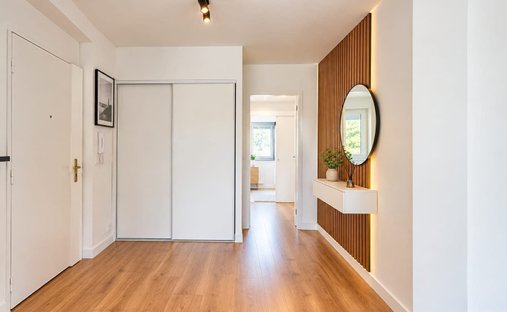 Apartment in Le Tholonet, Provence-Alpes-Côte d'Azur, France 1