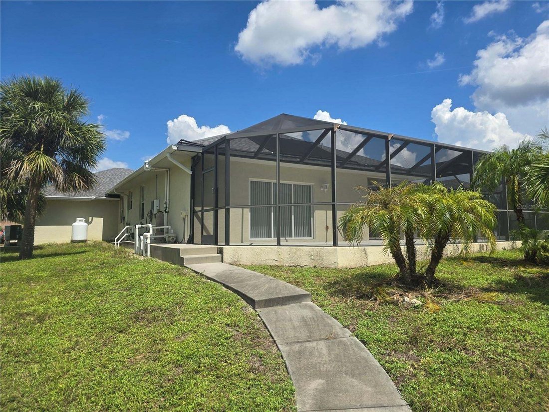 Casa a Port Charlotte, Florida, Stati Uniti 4 - 18896075