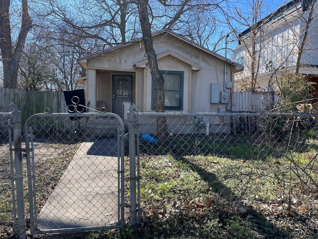 House in Austin, Texas, United States 1 - 18899323