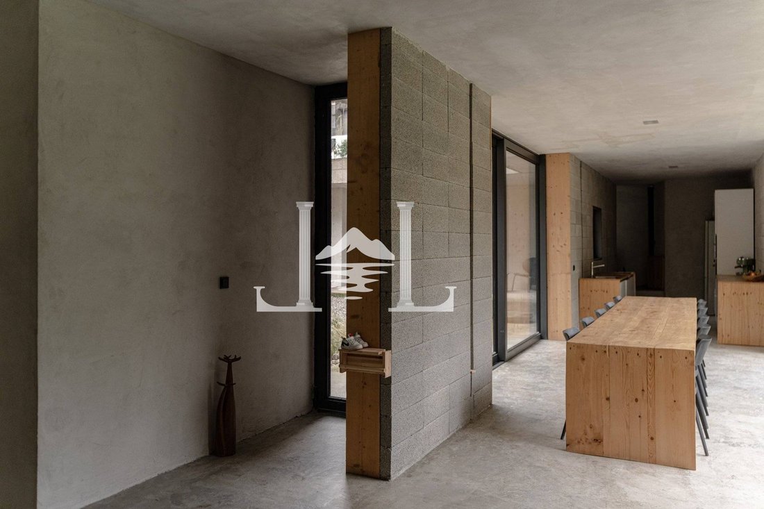 House in Tavernerio, Lombardy, Italy 1 - 18902075