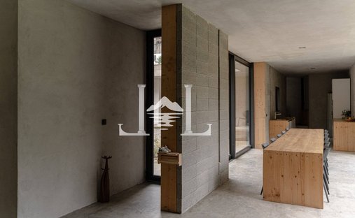 House in Tavernerio, Lombardy, Italy 1