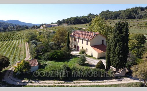 Villa à Centre Ville, Le Beausset, France 1