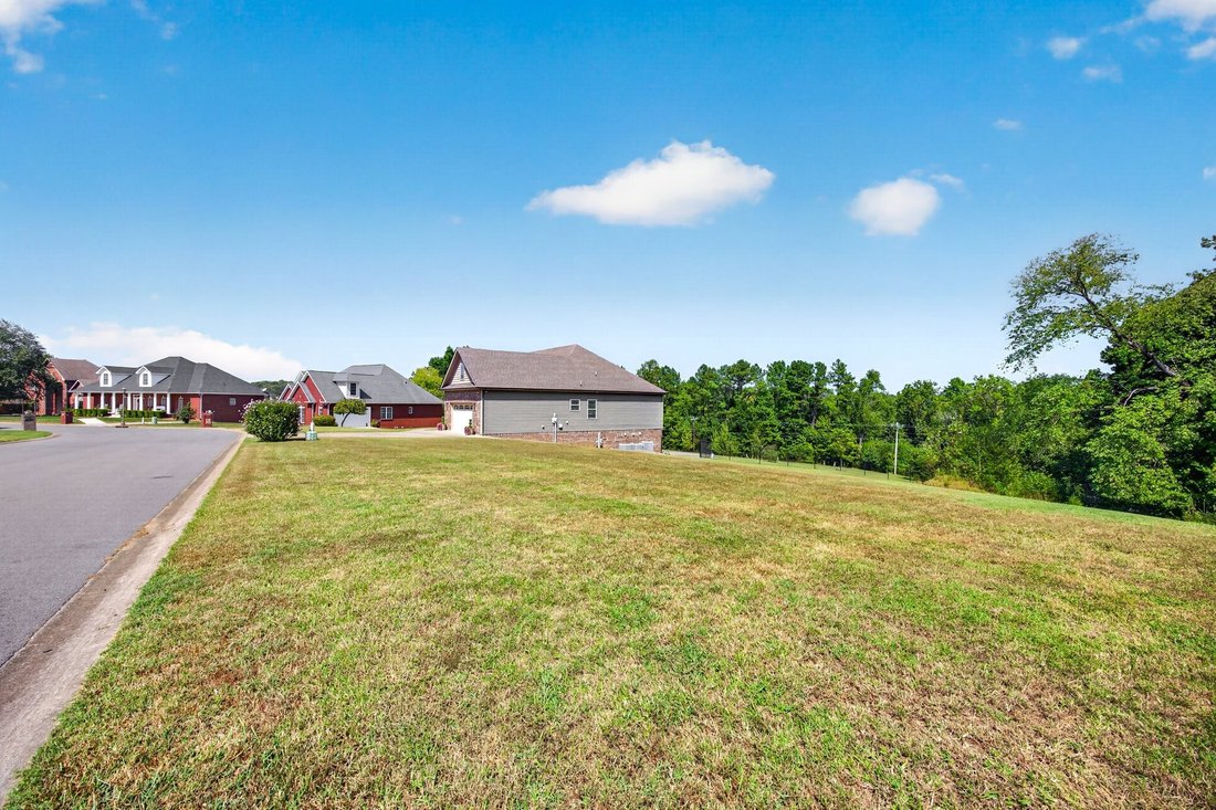 House in Clarksville, Tennessee, United States 2 - 18900010