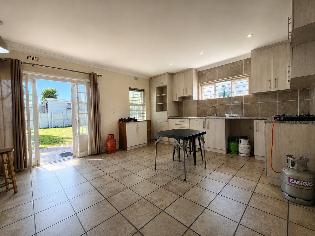 Casa di campagna a Wynberg, Southern Suburbs, Città del Capo 5 - 18901977