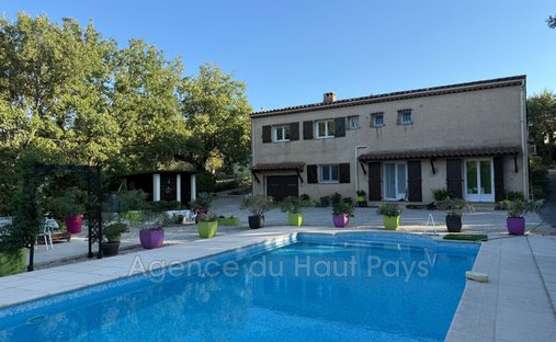 Villa à Saint-Cézaire-sur-Siagne, Provence-Alpes-Côte d'Azur, France 1