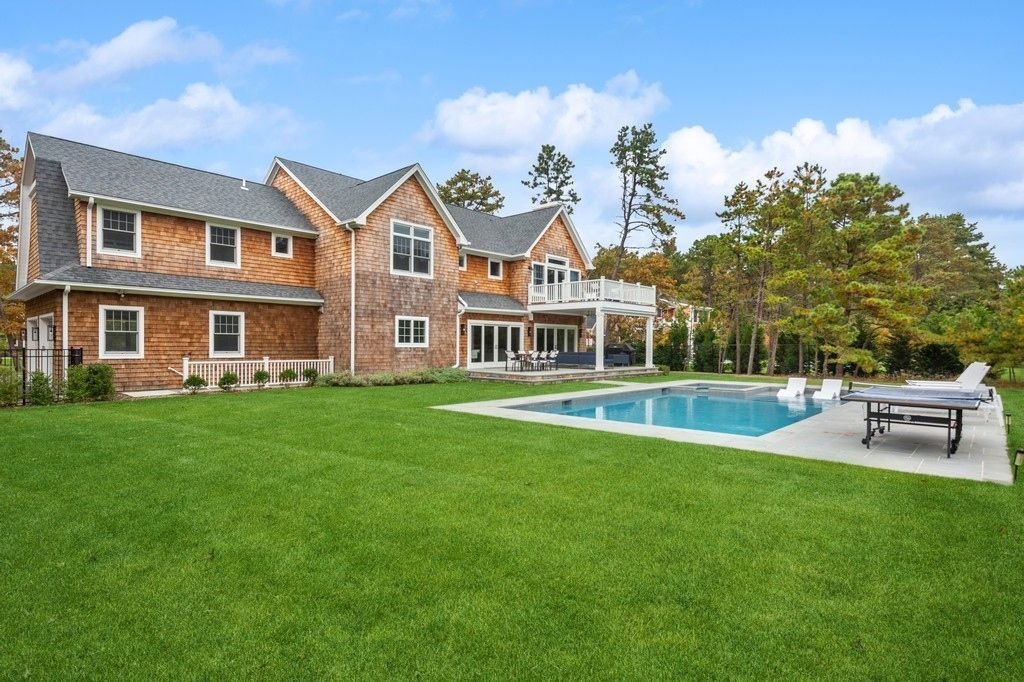 Westhampton, New York, United States 2 - 18900926