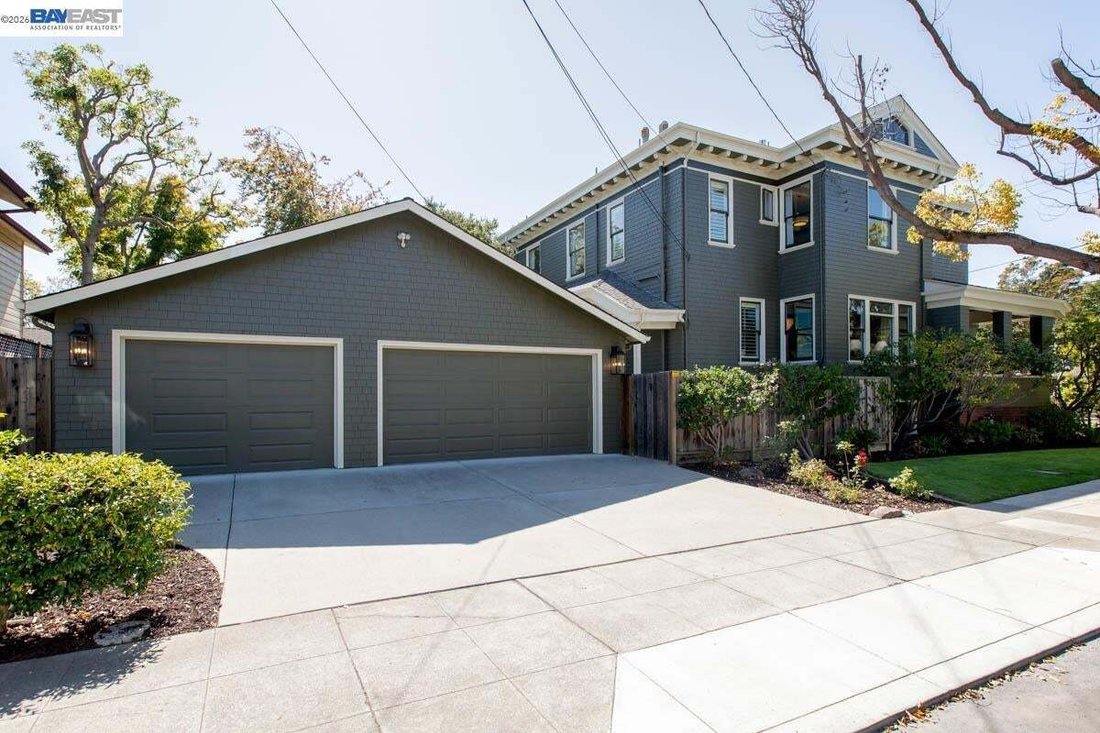 House in Alameda, California, United States 5 - 18899815