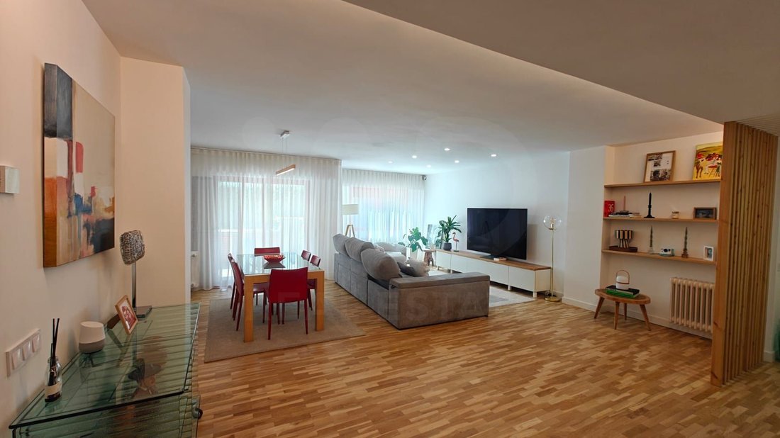 Appartement à Pozuelo de Alarcón, Communauté de Madrid, Espagne 1 - 18901496