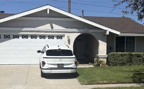 House in Cerritos, California, United States 1