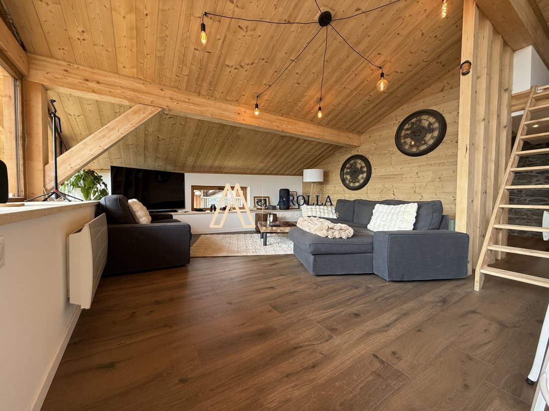 Chalet in Bourg-Saint-Maurice, Auvergne-Rhône-Alpes, France 5 - 15836494